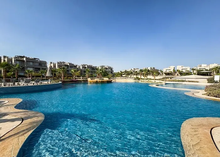 Poolside 2br At Einbay Steps From The Water Apartment Ain Sukhna